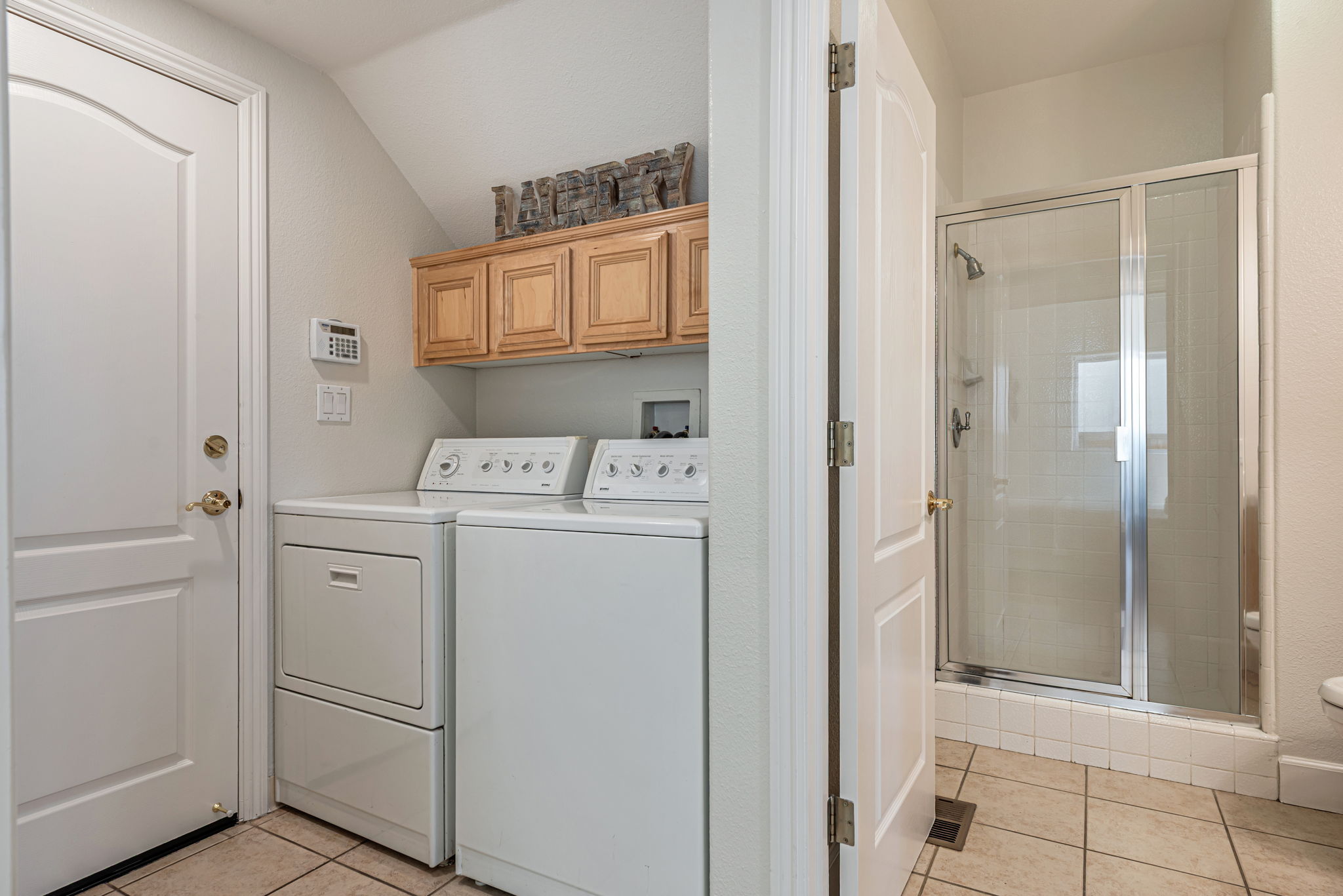053_7330 Alexis Manor Pl