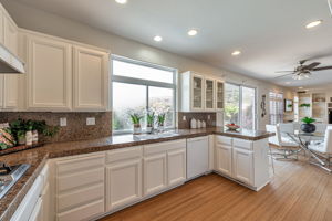 018_7330 Alexis Manor Pl