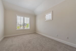 028_7330 Alexis Manor Pl
