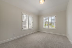 030_7330 Alexis Manor Pl