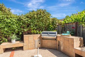 061_7330 Alexis Manor Pl