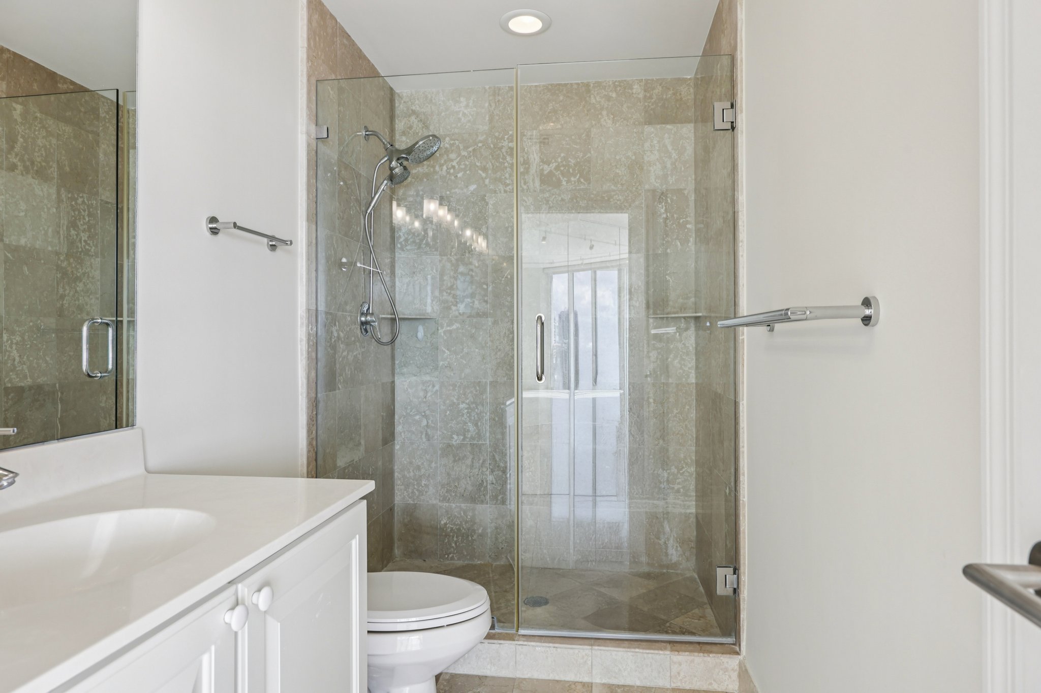 Ocean Terrace LPH-C-S2510-020.jpg