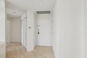 Ocean Terrace LPH-C-S2510-008.jpg