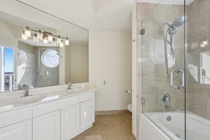 Ocean Terrace LPH-C-S2510-032.jpg