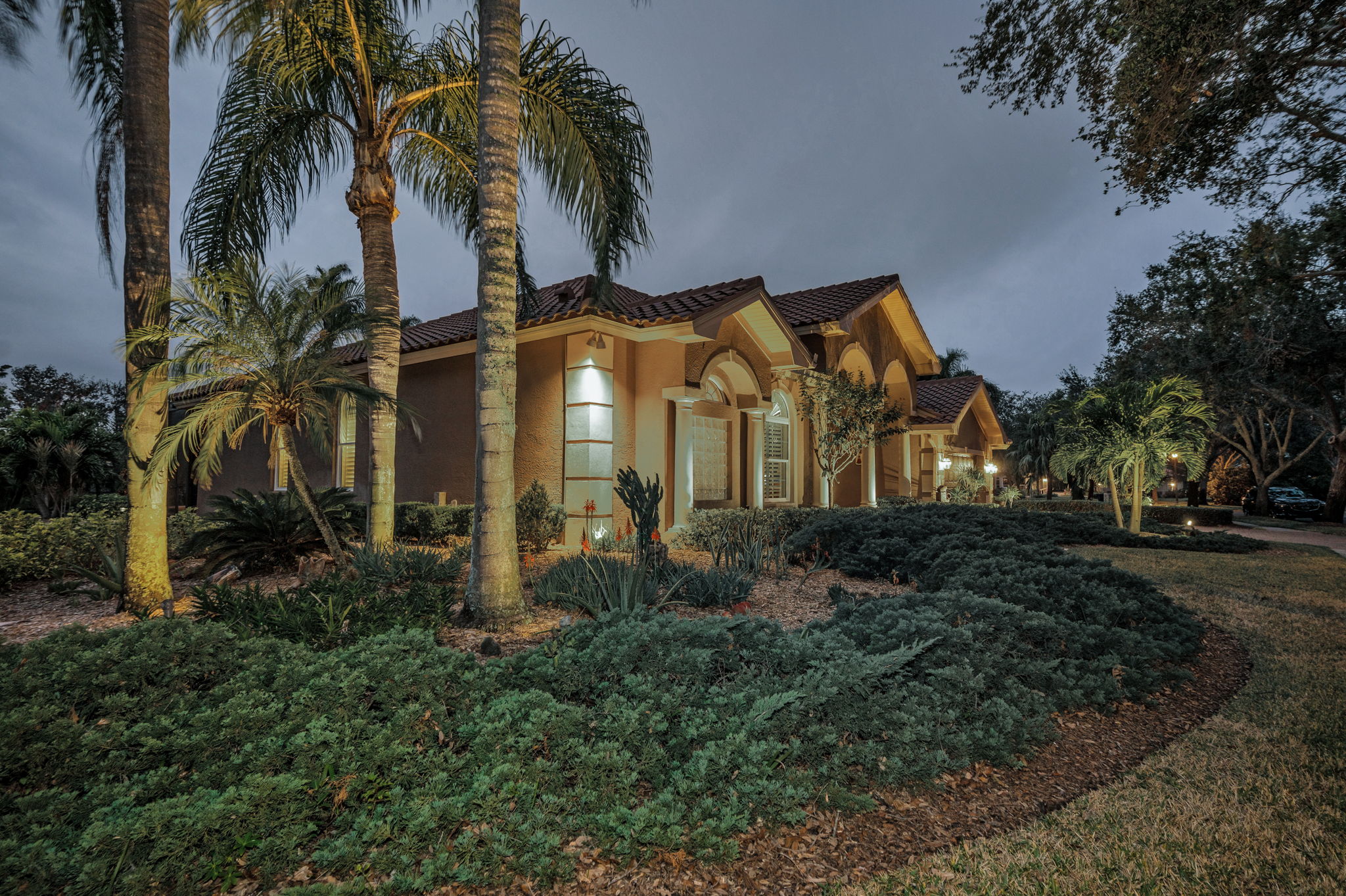 Front Exterior22