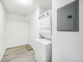  Photo 34