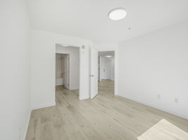  Photo 52