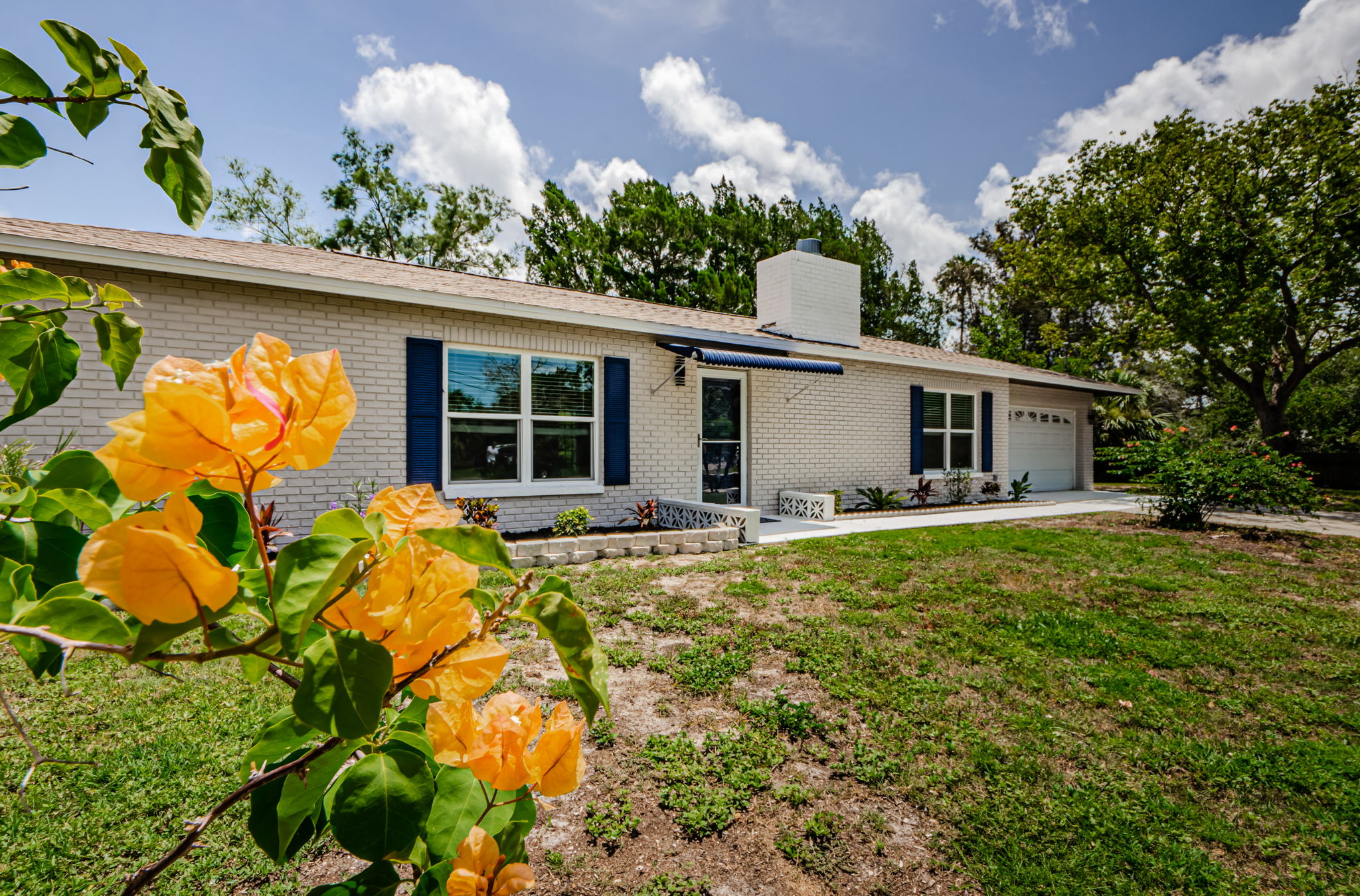 Front Exterior 3-2