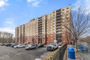 7333 New Hampshire Ave, Takoma Park, MD 20912, USA Photo 51