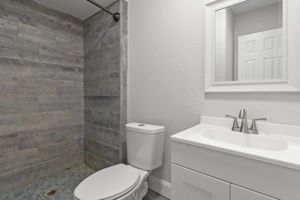  Photo 38