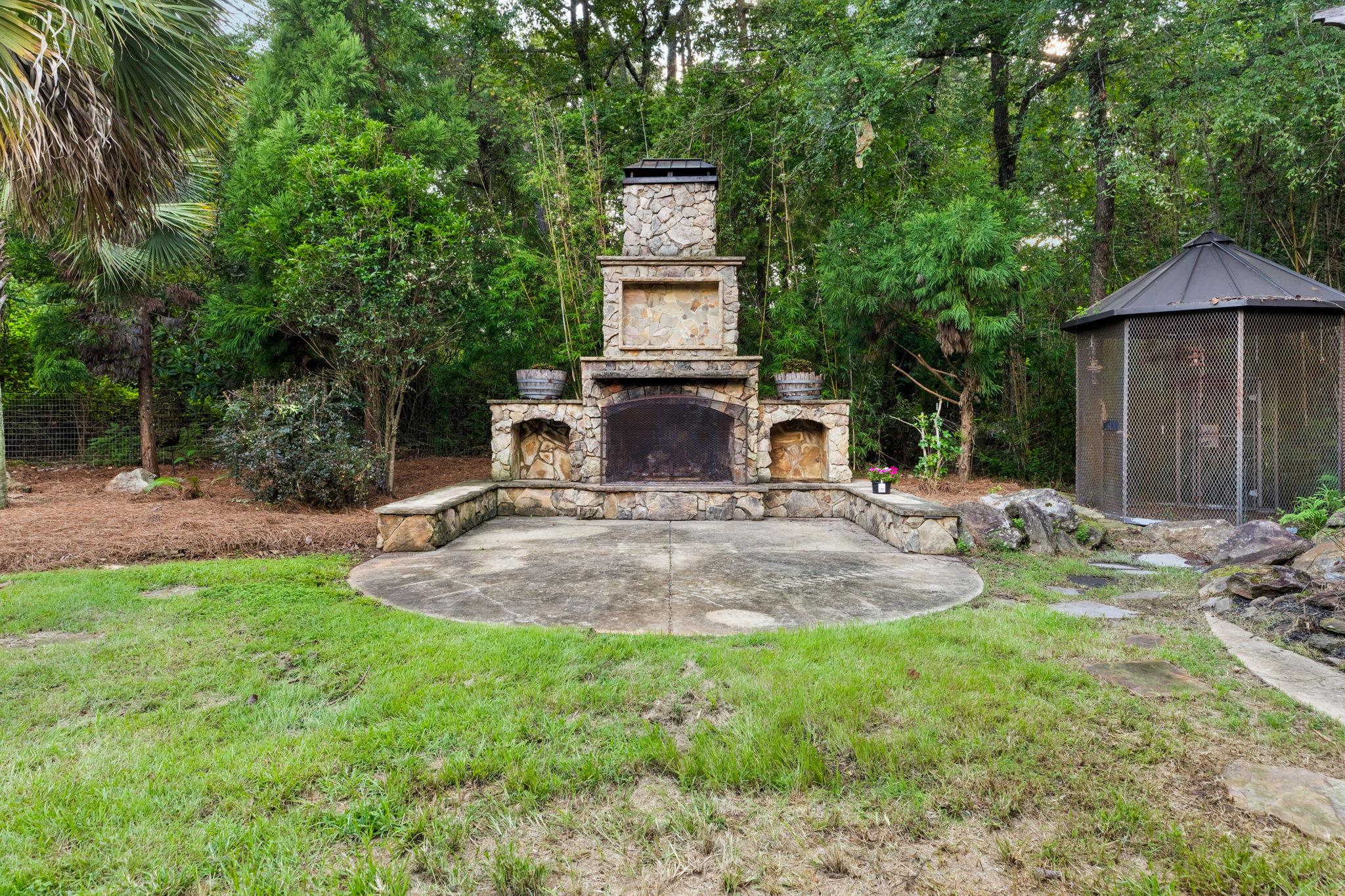 Photo 45