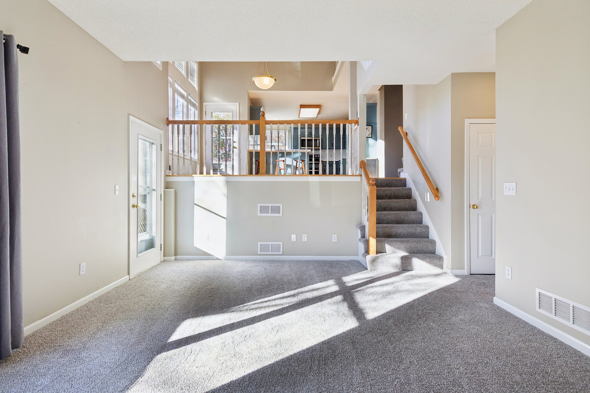 7452 - 7336 N Wallace Ave_008.jpg