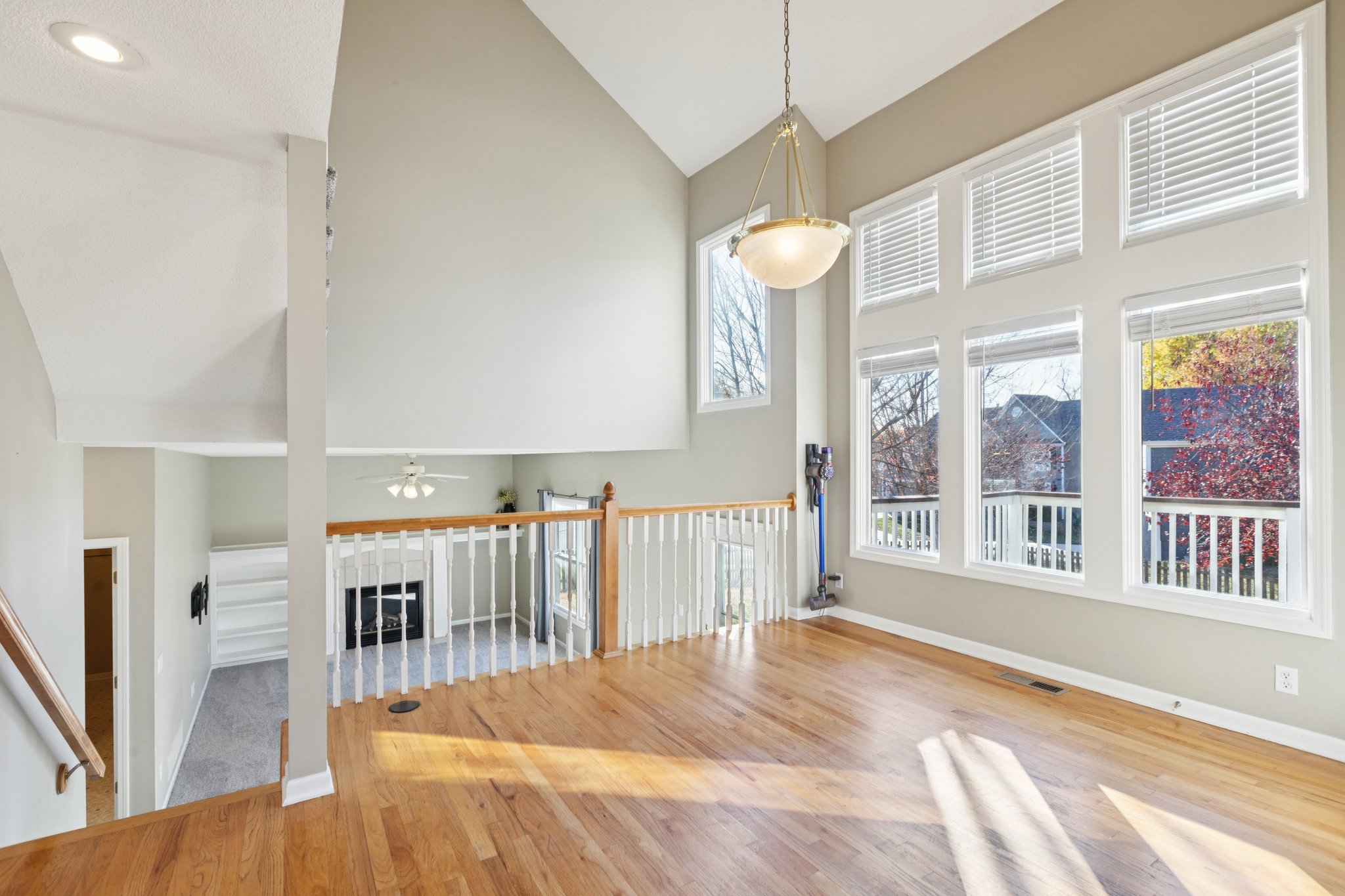 7452 - 7336 N Wallace Ave_011.jpg