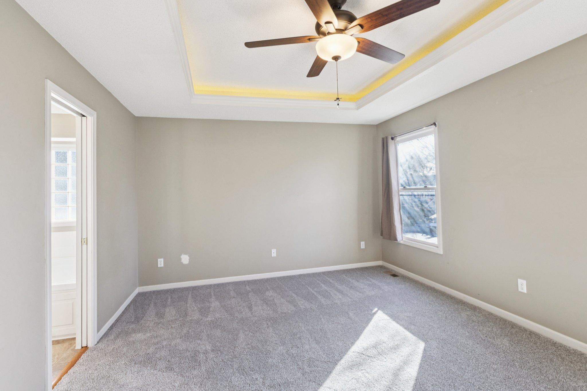 7452 - 7336 N Wallace Ave_018.jpg