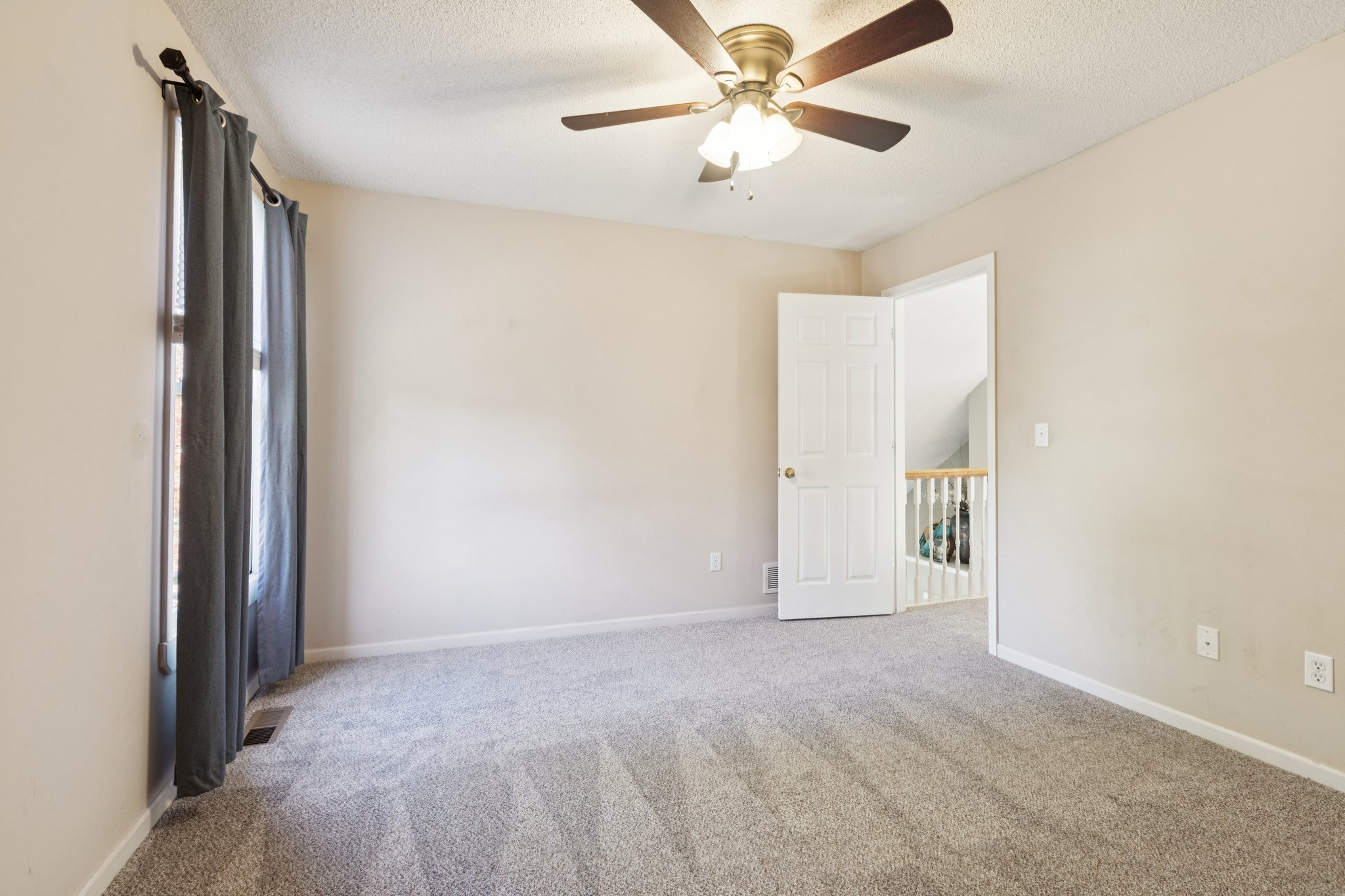 7452 - 7336 N Wallace Ave_024.jpg