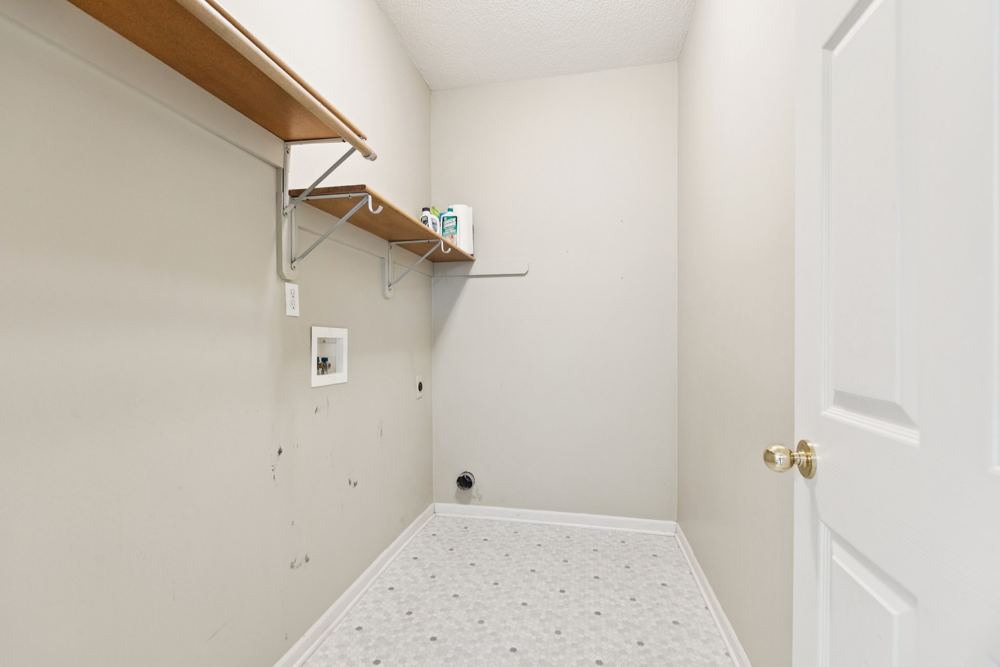 7452 - 7336 N Wallace Ave_034.jpg