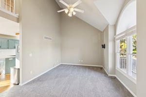 7452 - 7336 N Wallace Ave_006.jpg