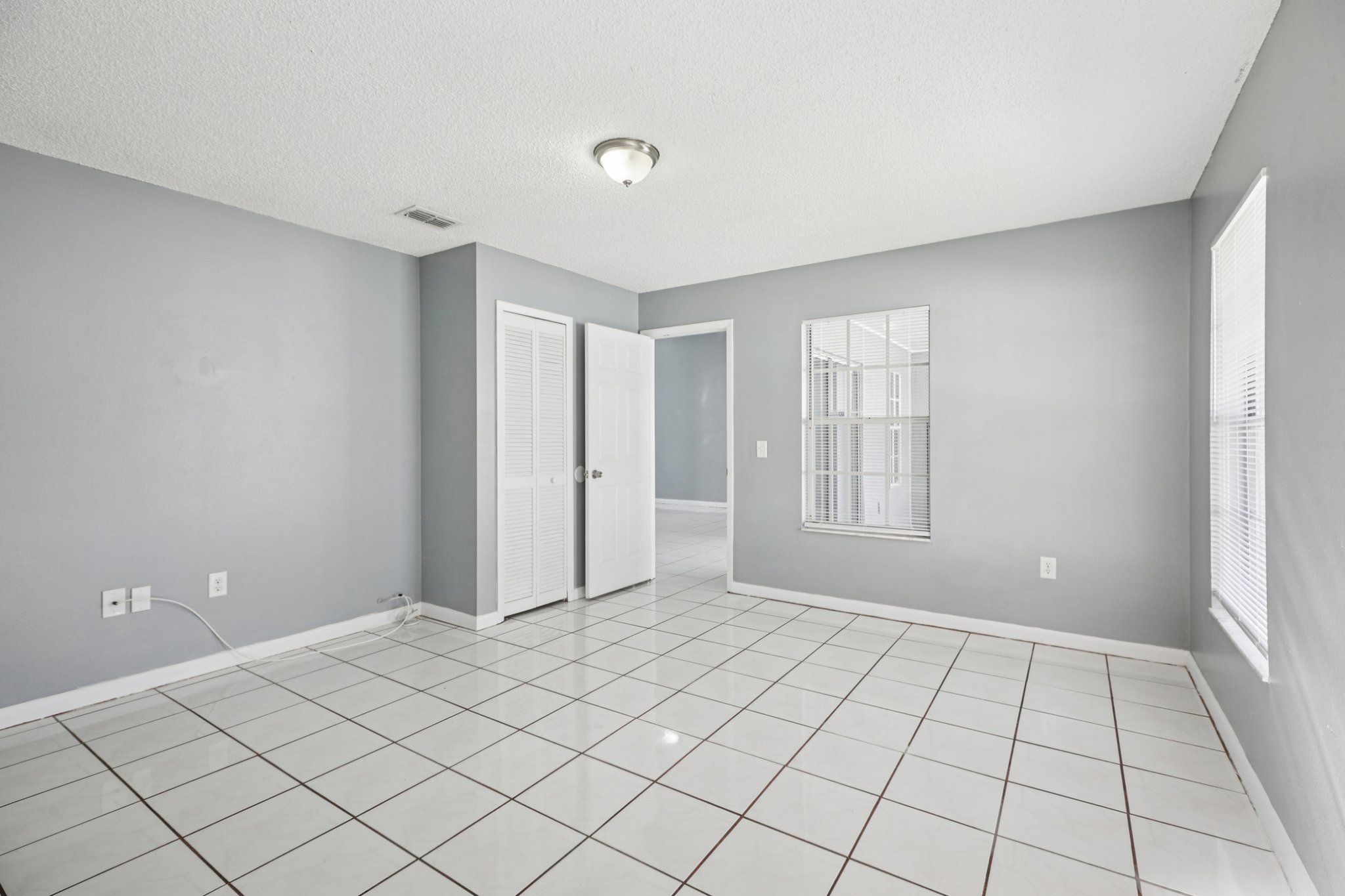 Bittern Ln-S1903-017.jpg