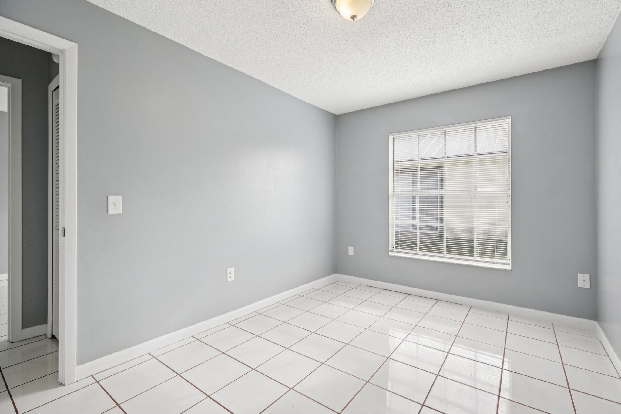 Bittern Ln-S1903-026.jpg