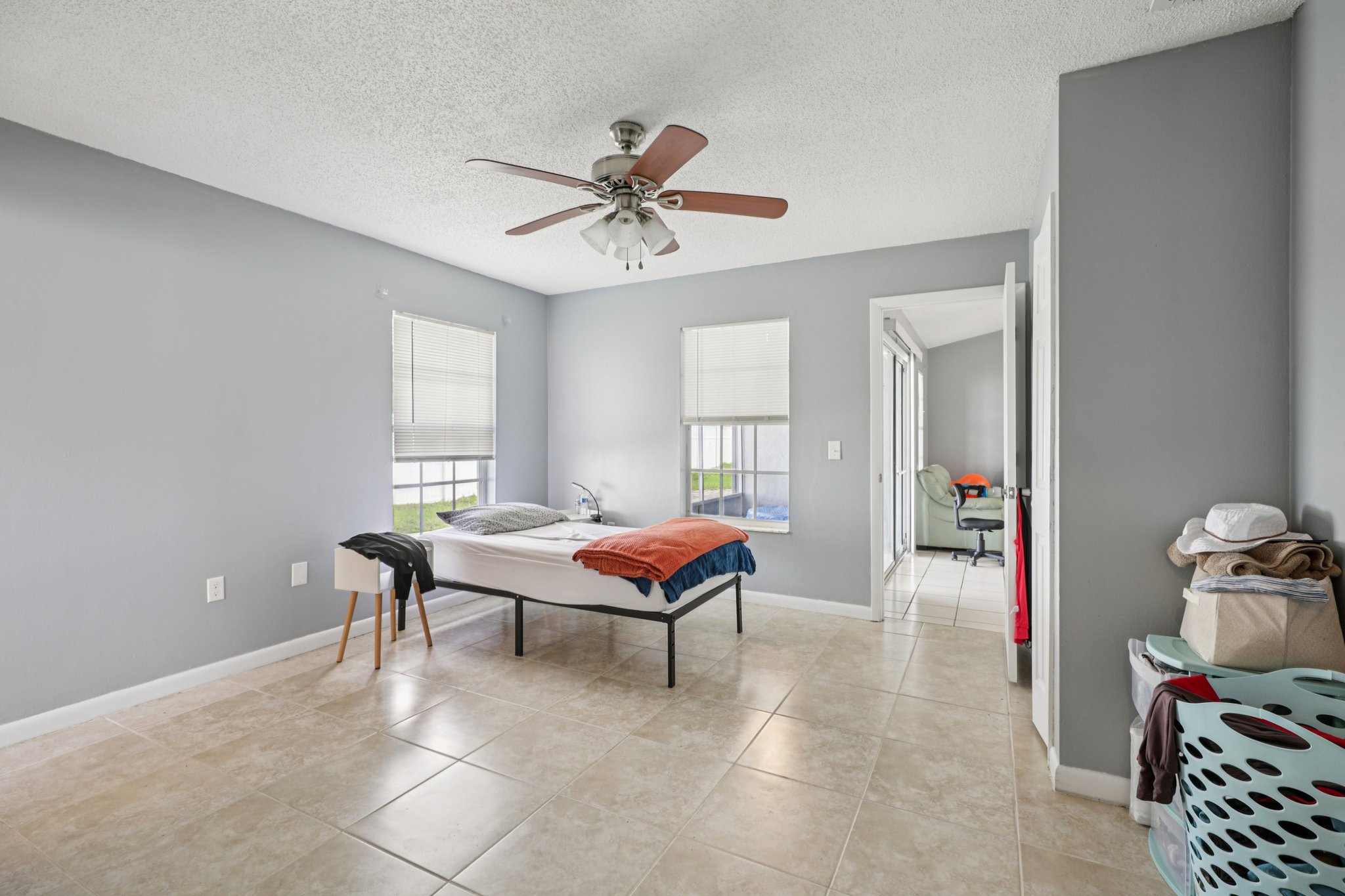 Bittern Ln-S1903-030.jpg