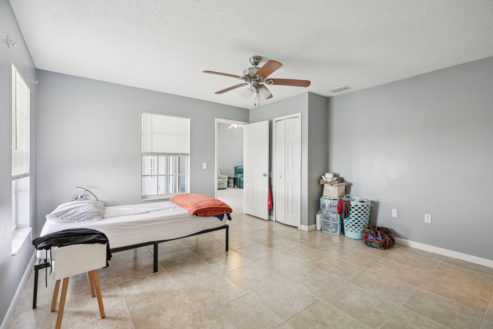 Bittern Ln-S1903-031.jpg