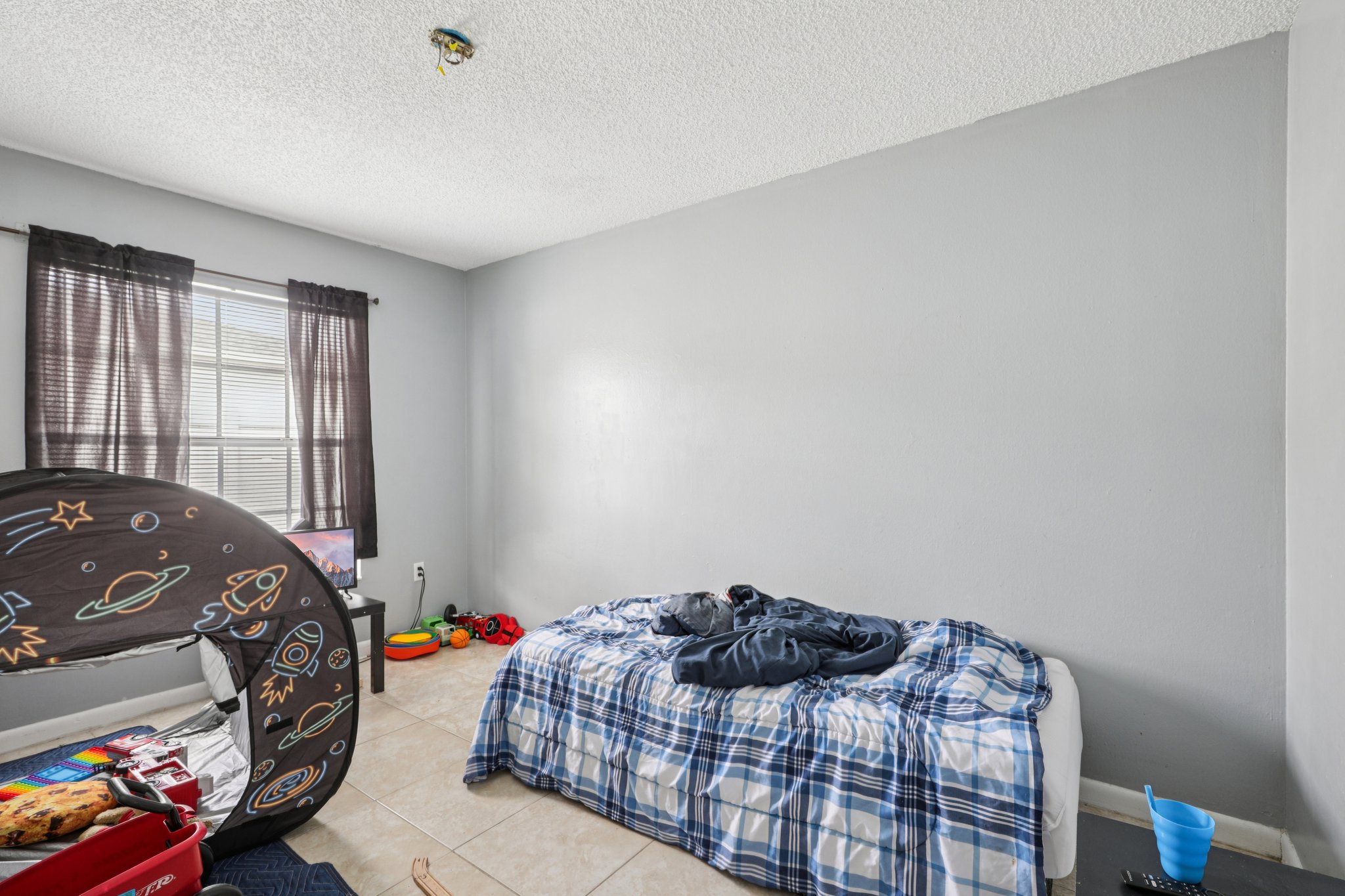 Bittern Ln-S1903-037.jpg