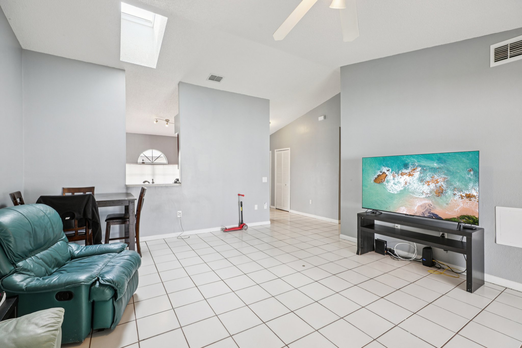 Bittern Ln-S1903-040.jpg