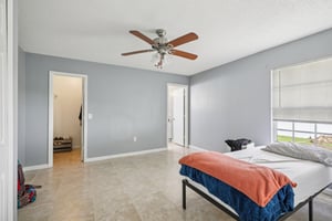 Bittern Ln-S1903-028.jpg