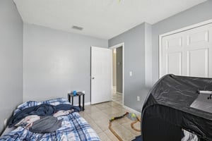 Bittern Ln-S1903-038.jpg