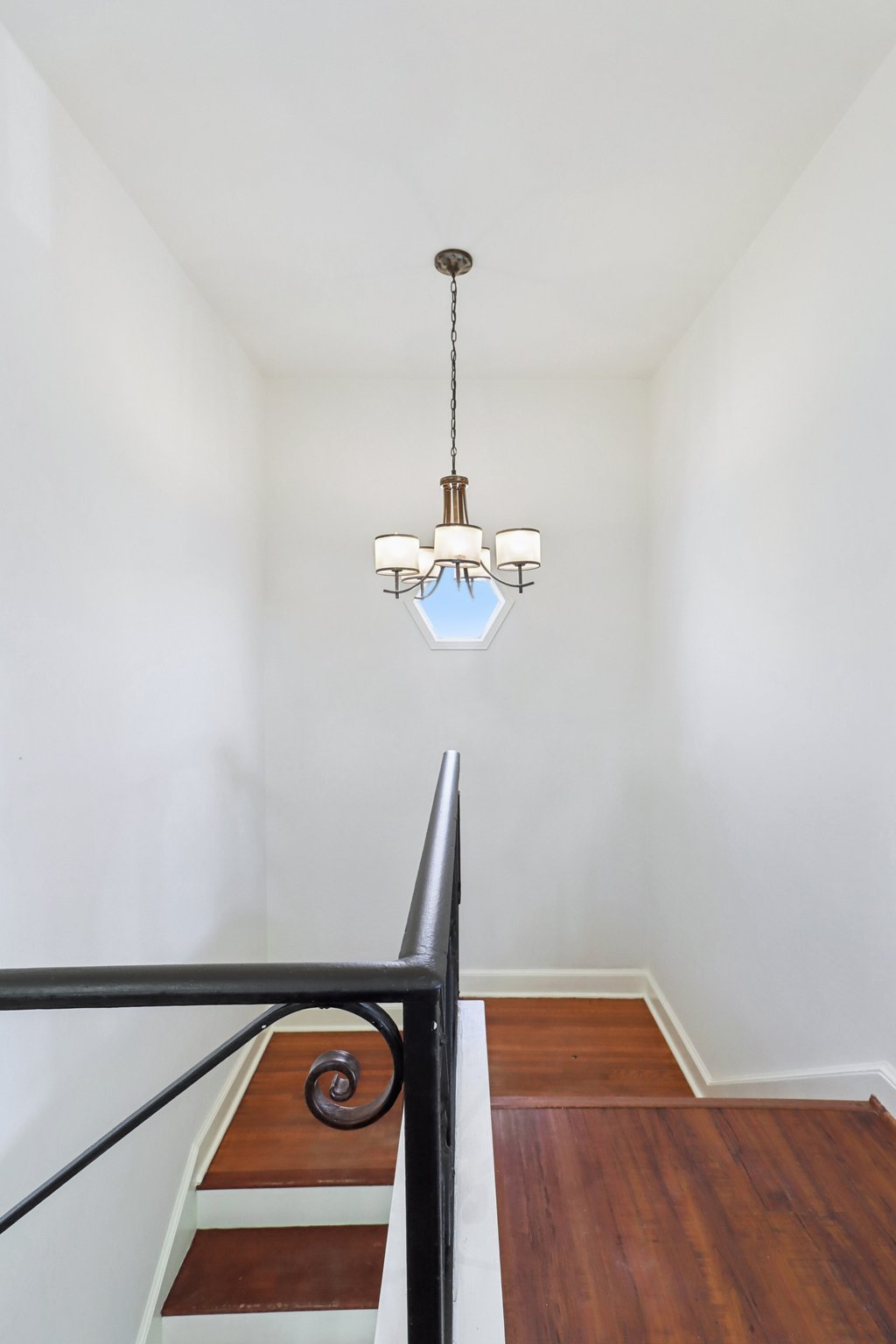 Los Altos Ave-L0711-056.jpg