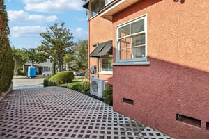 Los Altos Ave-L0711-008.jpg