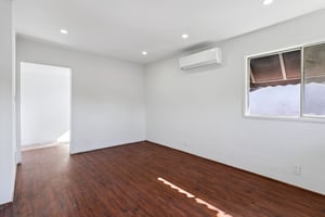 Los Altos Ave-L0711-067.jpg