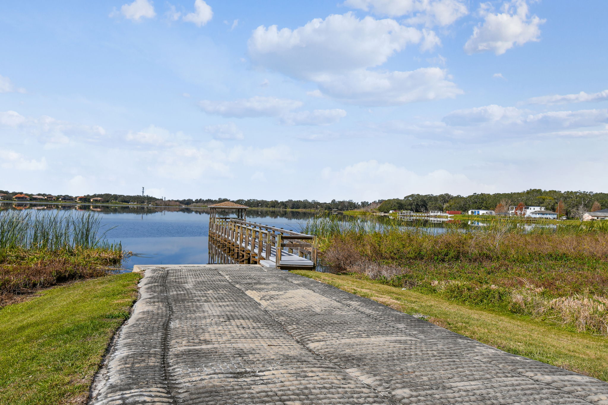 Resident Only Ramp & Fishing Pier to Black Lake