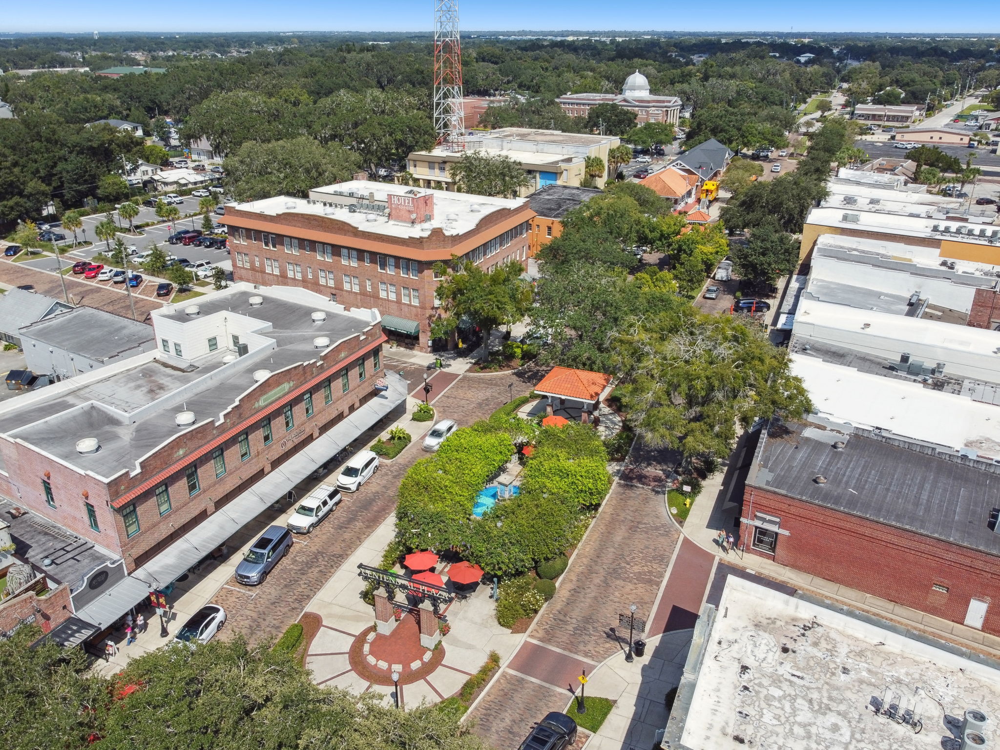 Plant Street and Centennial Plaza