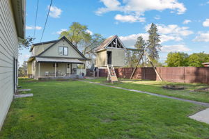  Photo 47