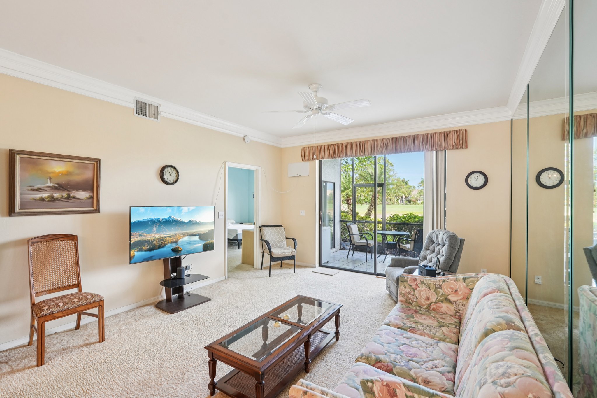 Coventry Ct 809-S1804-008.jpg