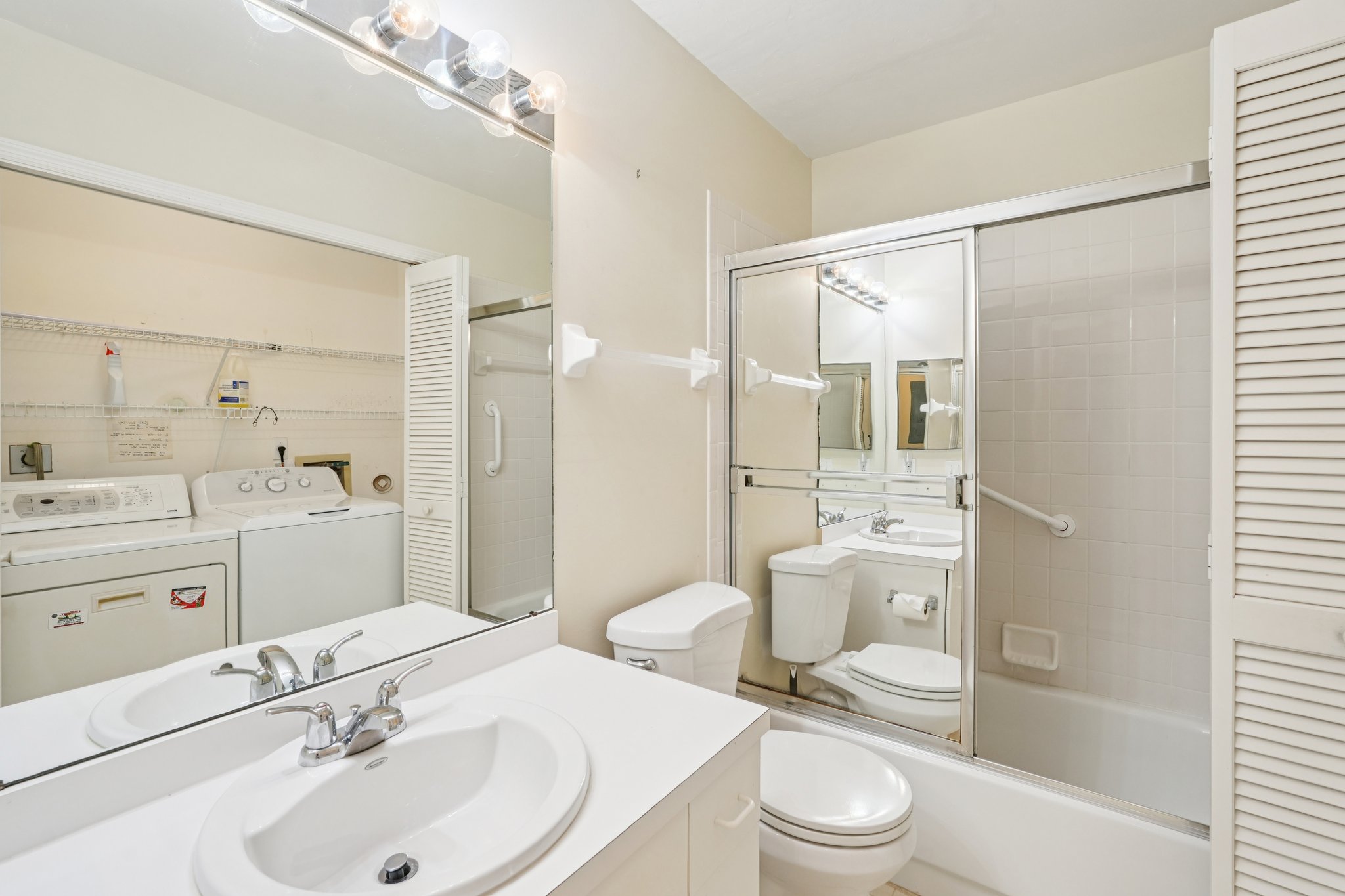 Coventry Ct 809-S1804-021.jpg