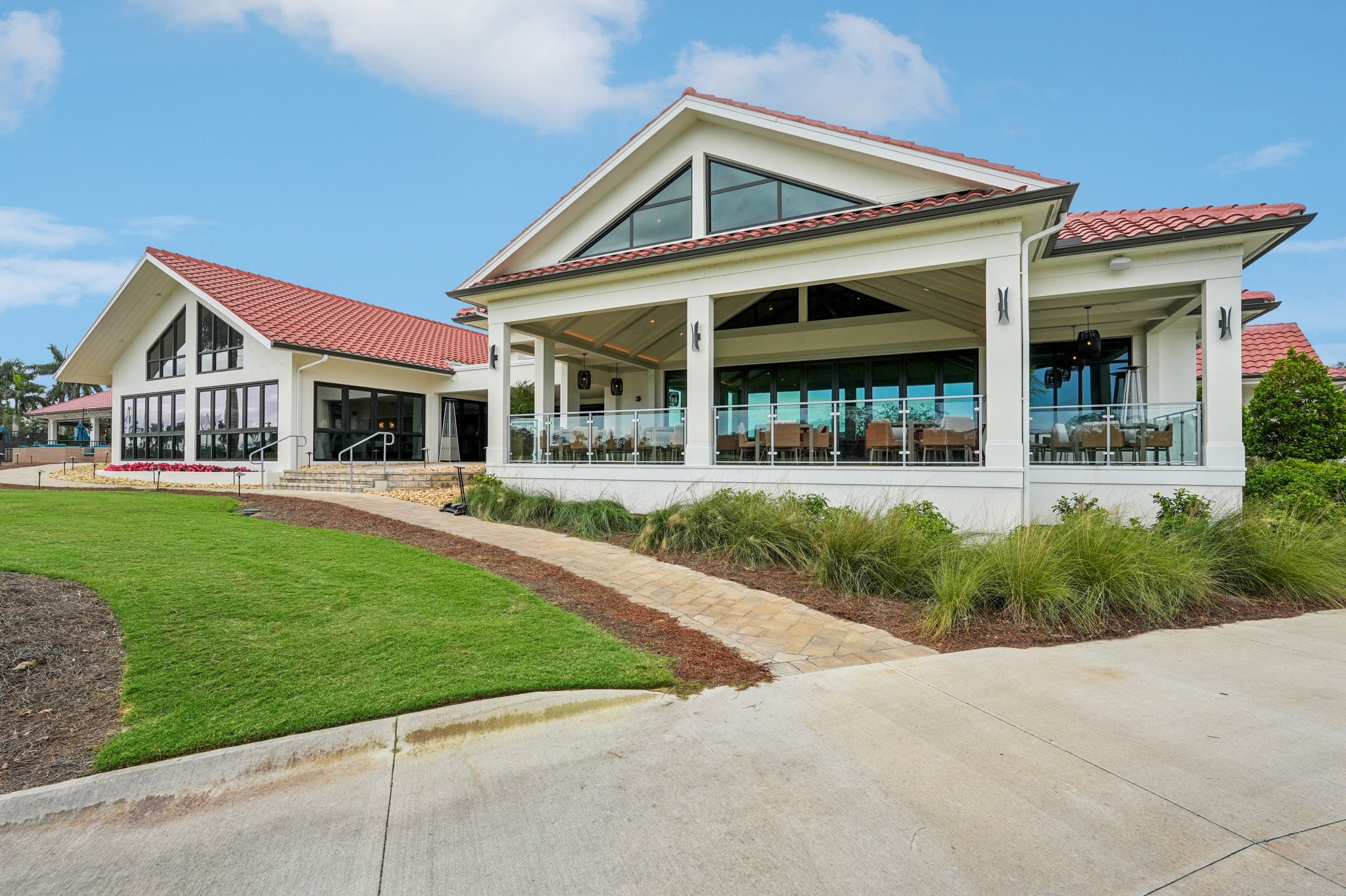 Coventry Ct 809-1804-904.jpg