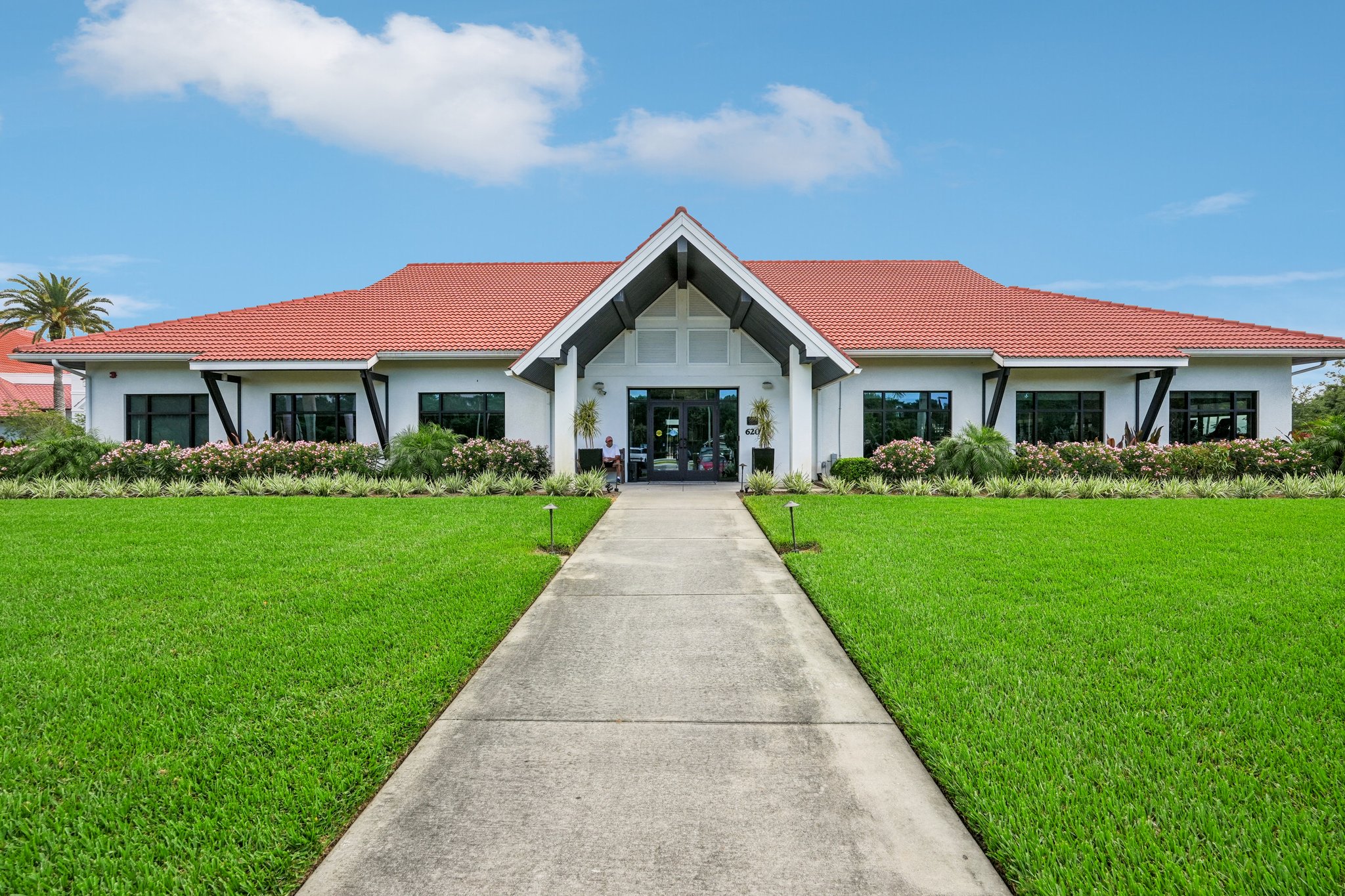 Coventry Ct 809-1804-906.jpg