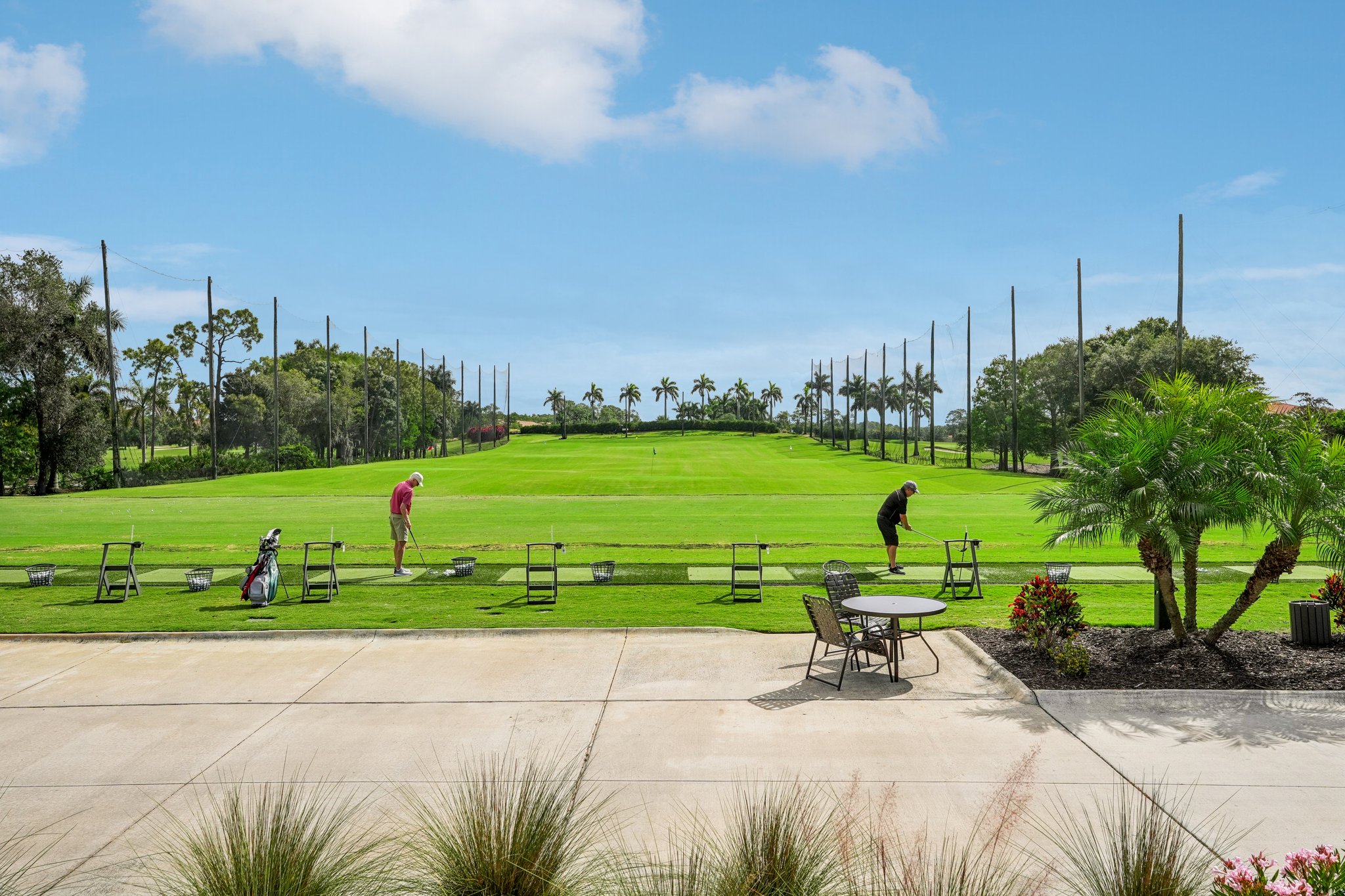 Coventry Ct 809-1804-930.jpg