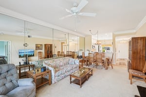 Coventry Ct 809-S1804-007.jpg