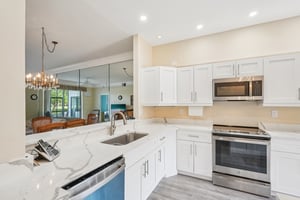 Coventry Ct 809-S1804-014.jpg