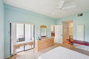 Coventry Ct 809-S1804-017.jpg