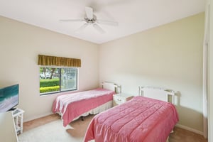 Coventry Ct 809-S1804-023.jpg