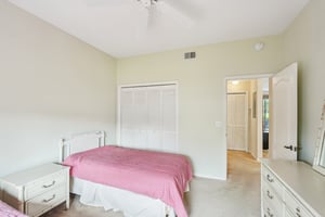 Coventry Ct 809-S1804-024.jpg