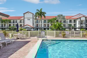 Coventry Ct 809-1804-922.jpg