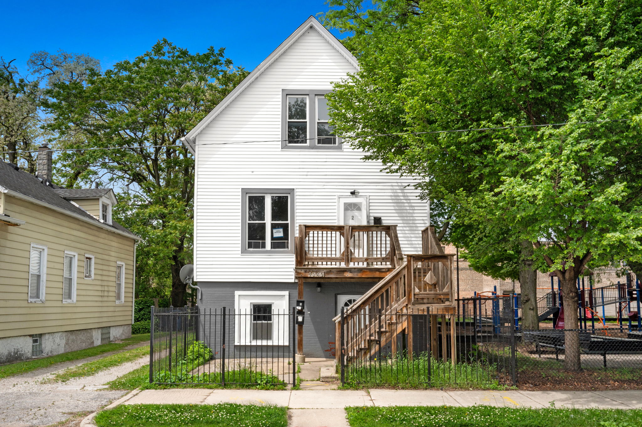 7340 S Maryland Ave, Chicago, IL 60619_001