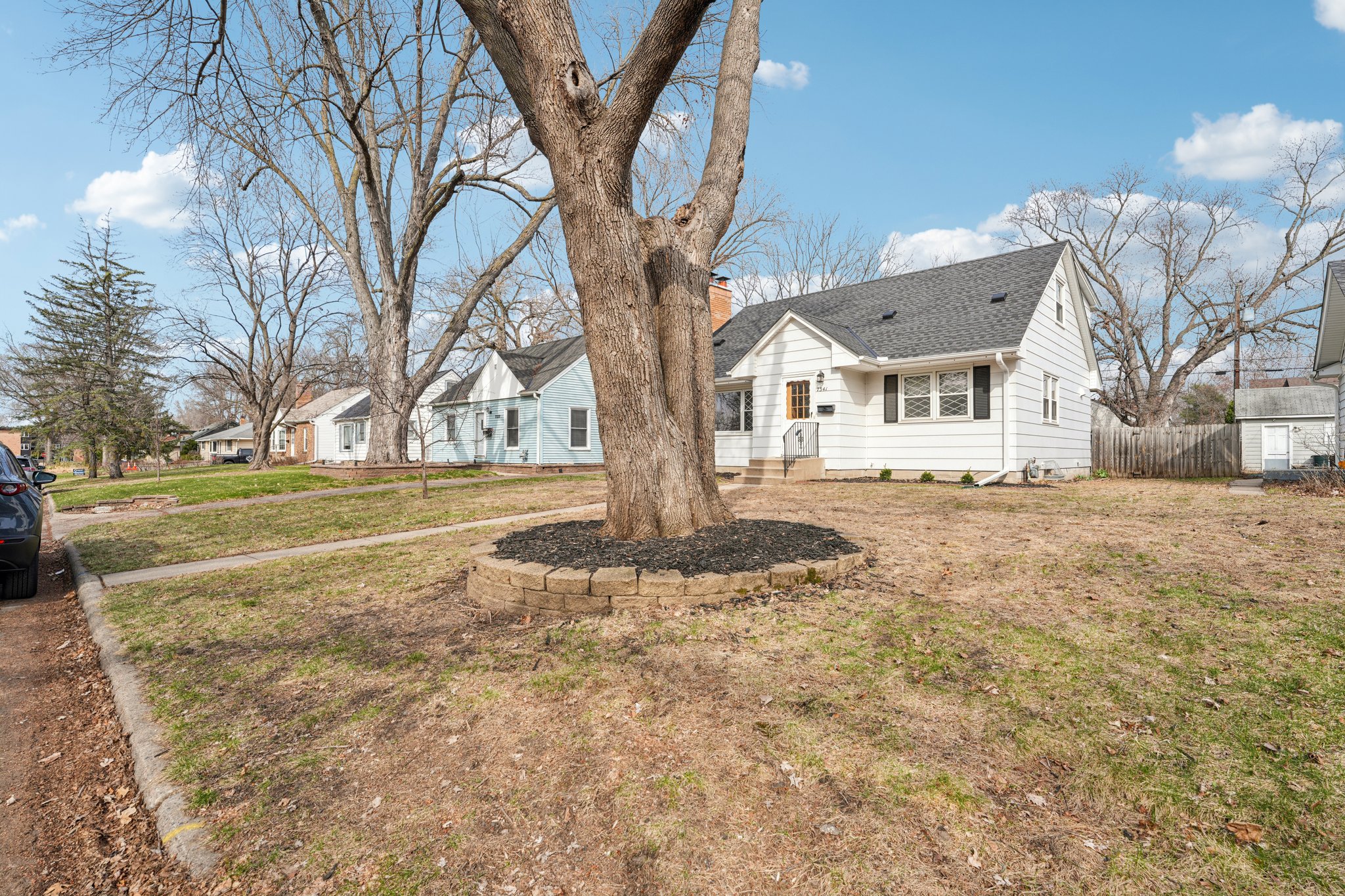 5th Ave S-S0804-004.jpg