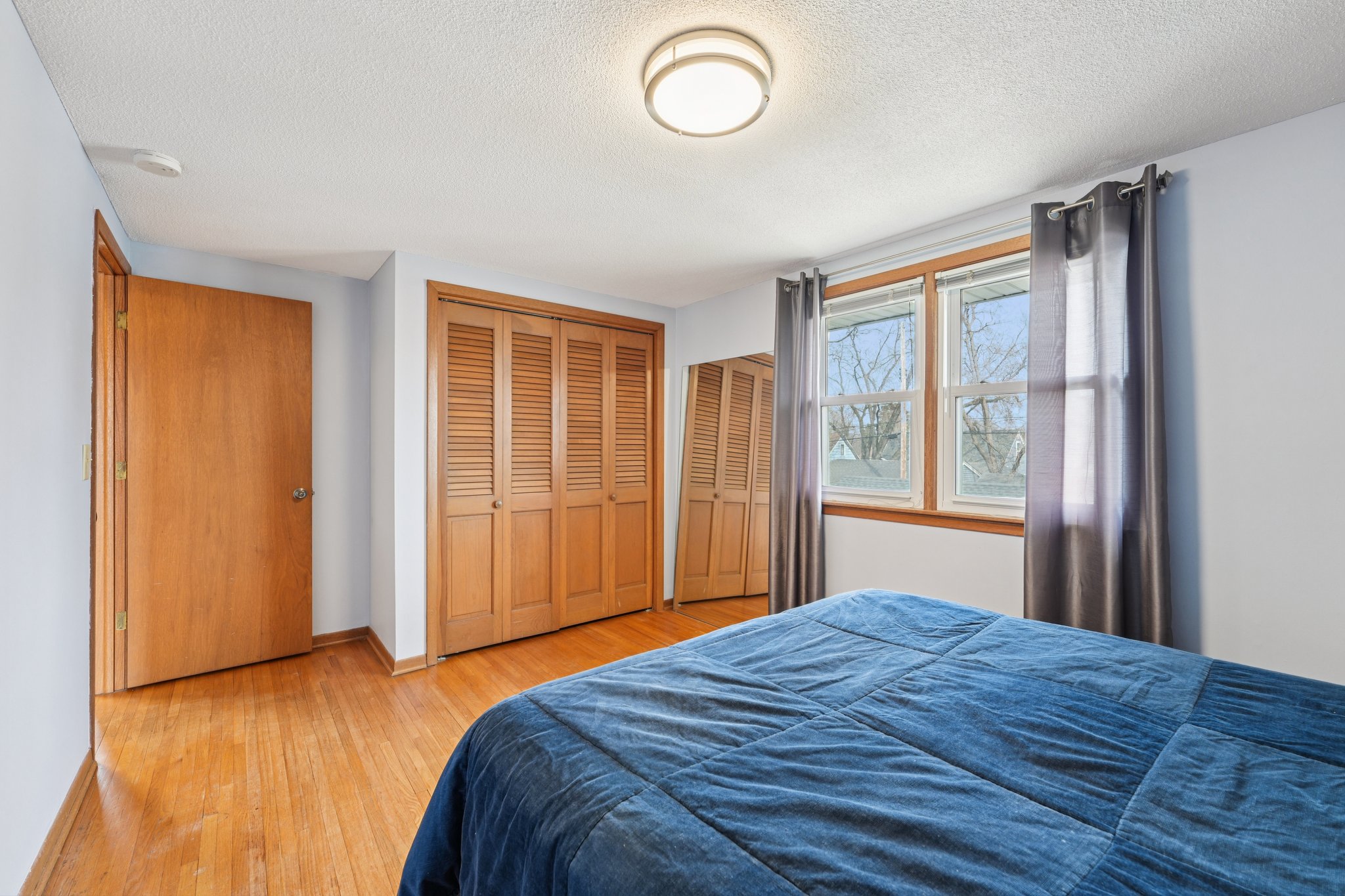 5th Ave S-S0804-029.jpg