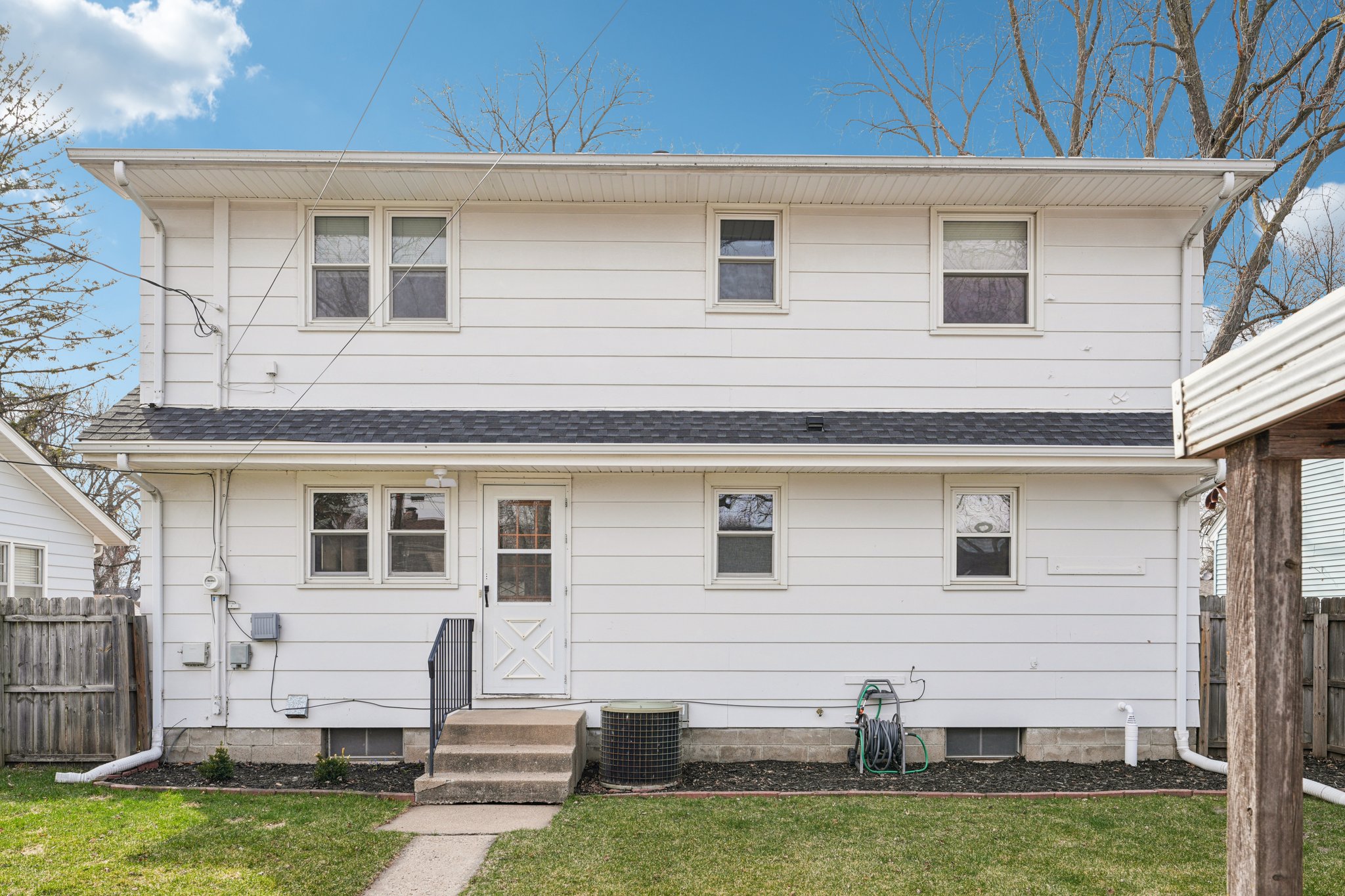 5th Ave S-S0804-047.jpg